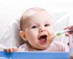 Nutrição do bebê aos sete meses: que alimentos dar?