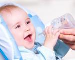 Asymetrické dojčenie: Návod na použitie Pravidlá prisávania dieťaťa
