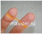How to weave wide bauble bracelets from rubber bands?