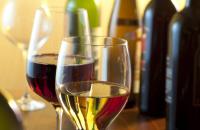 Cos'è il vino secco e in cosa differisce dagli altri tipi?
